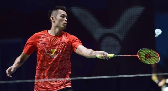 她沉着应对 她沉着应对