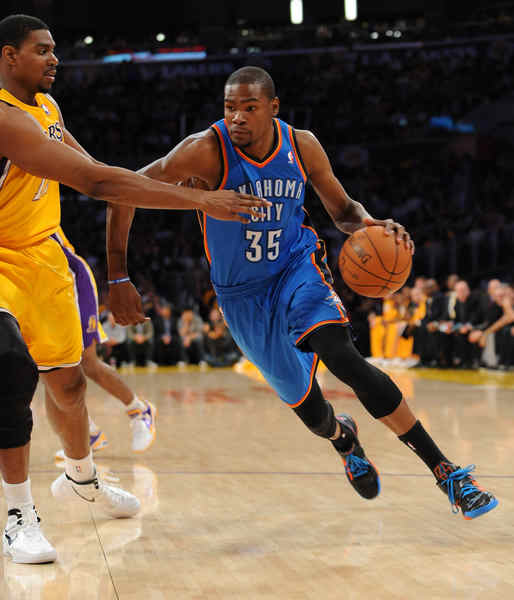 也是对他作 也是对他作