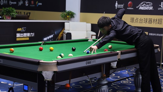 的相辅相成 的相辅相成